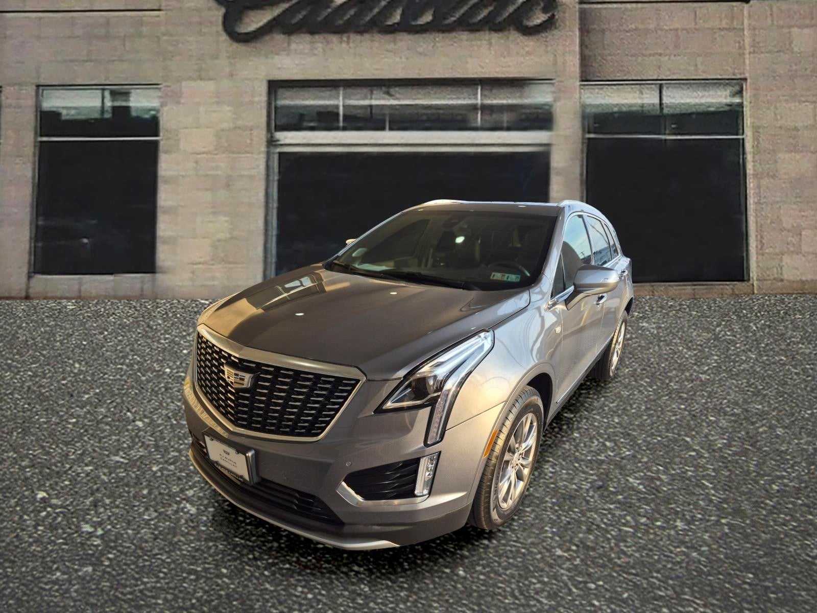 2020 Cadillac XT5 Premium Luxury AWD in Satin Steel Metallic — front three-quarter view